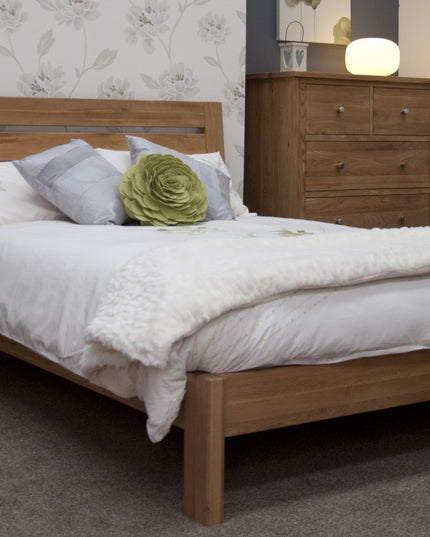 Trend Oak Bed