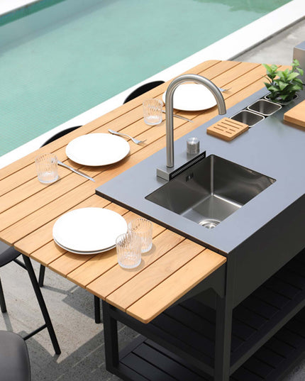 Outdoor Corner Kitchen